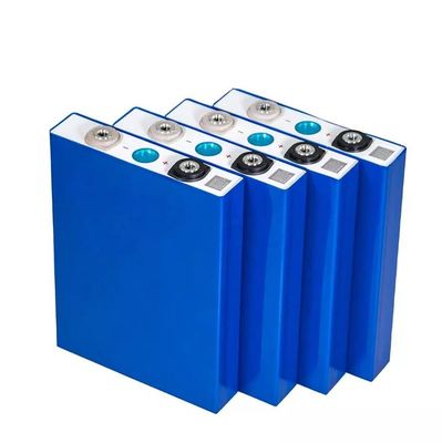 acheter Cycles prismatiques 105Ah 3.2V Lifepo4 des cellules 6000 du chariot de golf UN38.3 LFP online manufacture