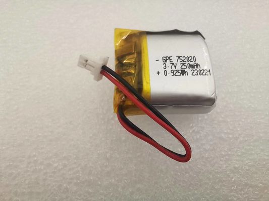 acheter Batterie polymère Li 3.7V 250mAh 752020 pour appareils de beauté avec une durée de vie de 500 cycles fabrication en ligne