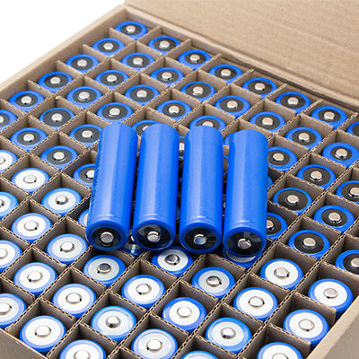 acheter Icr 18650 batteries de lampe-torche de lithium de la batterie 2200mah 3,7 V avec le PCM online manufacture