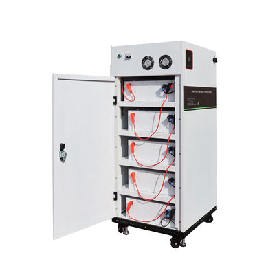 Système solaire hors réseau 20 kWh avec batterie LiFePO4 et station d'alimentation hybride 51,2 V